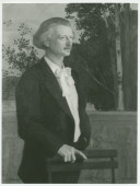 Reproduction noir-blanc du portrait peint de Paderewski par Charles Giron en 1911, propriété du Musée cantonal des beaux-arts de Lausanne