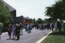 Reportage photographique de la translation de la dépouille mortelle de Paderewski du cimetière national d'Arlington à la cathédrale Saint-Jean de Varsovie, au début de l'été 1992