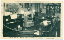 Carte postale représentant le salon de Paderewski à l'Hôtel Buckingham de New York reconstitué au sein de la chambre du souvenir du Polish Roman Catholic Union Archives and Museum de Chicago – éditée par l'institution et adressée à «Miss H[élène] Lübke»