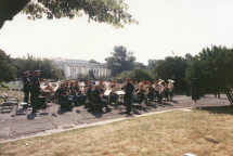 Reportage photographique de la translation de la dépouille mortelle de Paderewski du cimetière national d'Arlington à la cathédrale Saint-Jean de Varsovie, au début de l'été 1992