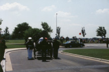 Reportage photographique de la translation de la dépouille mortelle de Paderewski du cimetière national d'Arlington à la cathédrale Saint-Jean de Varsovie, au début de l'été 1992